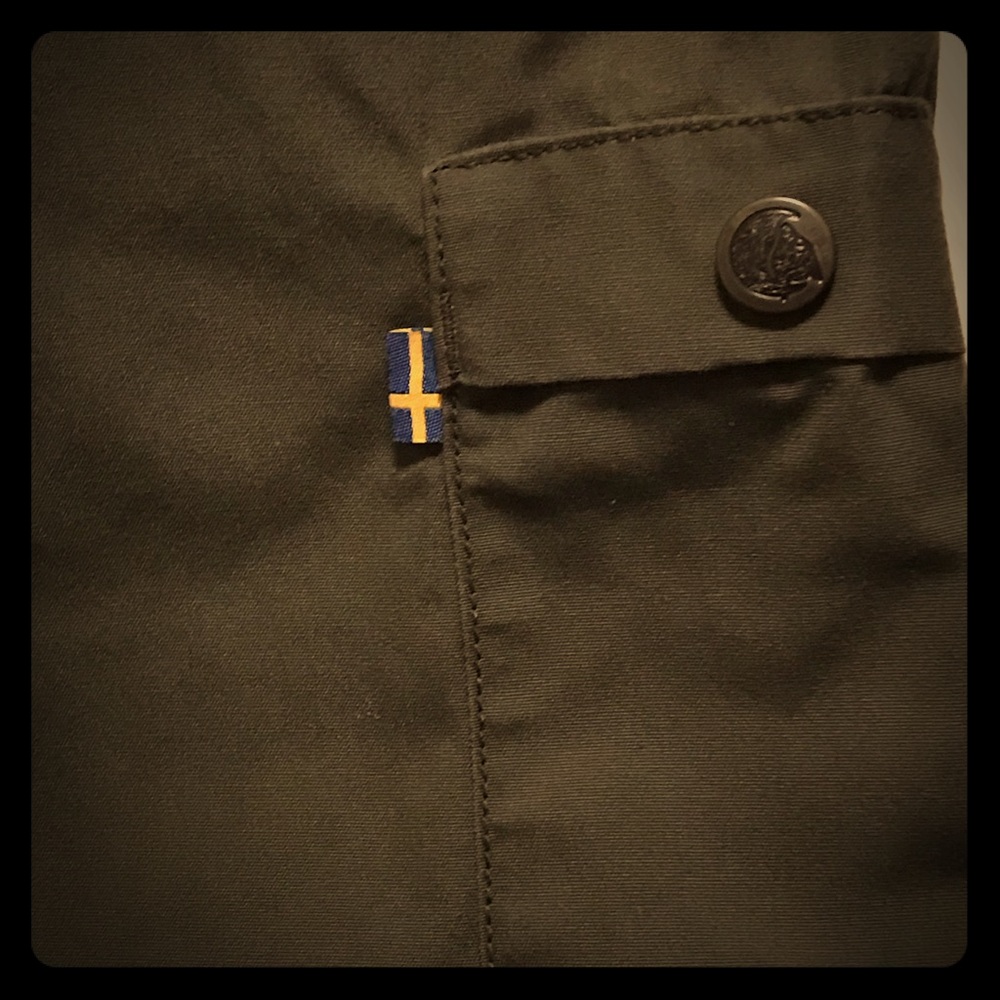 Men’s olive Fjällräven size 52 Greenland trousers